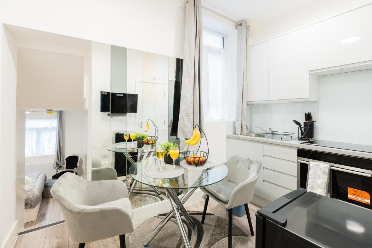 Large Studio Apartment 30 Mins To Oxford Street London Exteriör bild